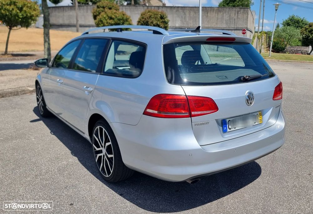 VW Passat Variant 1.6 TDI Confortline BlueMotion - 4