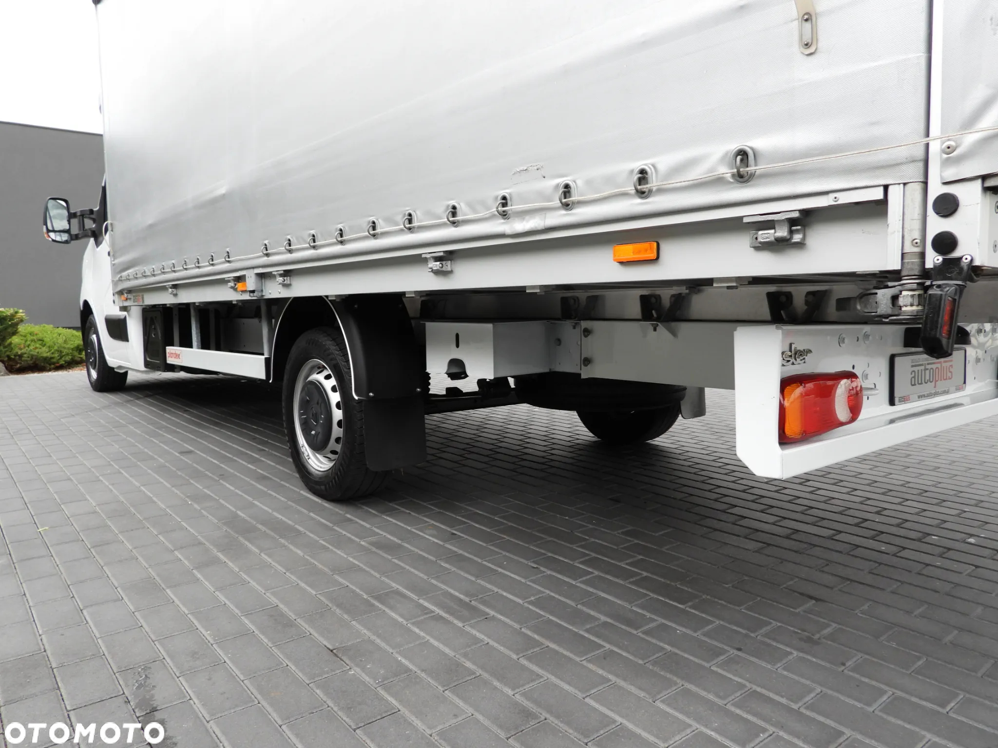 Renault MASTER  PLANDEKA 10 PALET TEMPOMAT LEDY PNEUMATYKA KLIMATYZACJA 165KM [ 755185 ] - 17