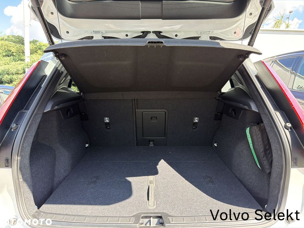 Volvo XC 40 - 30
