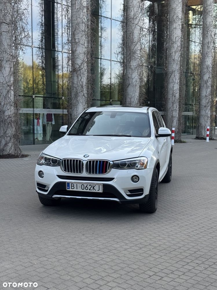 BMW X3 xDrive28i xLine - 2