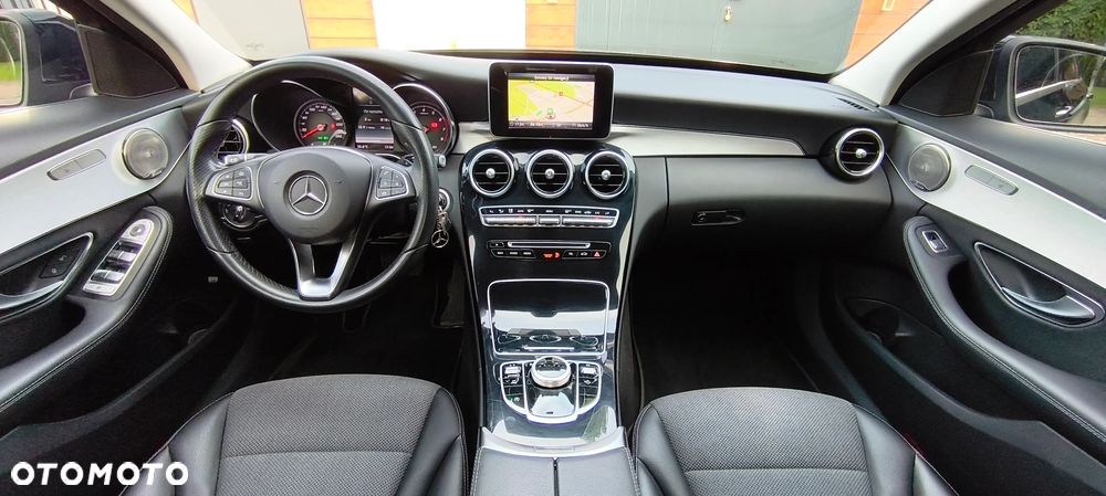 Mercedes-Benz Klasa C 180 9G-TRONIC - 13