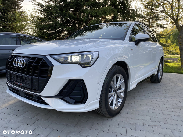 Audi Q3 35 TFSI S Line S tronic