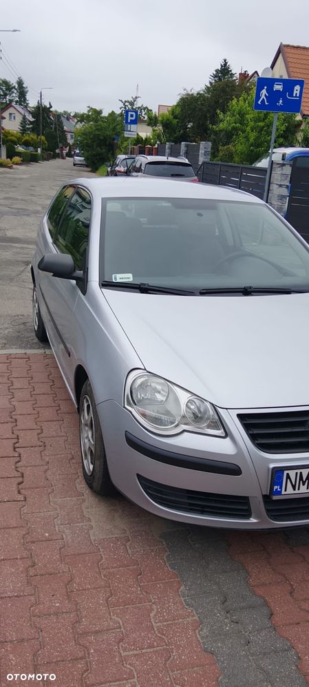 Volkswagen Polo 1.4 Tour - 4