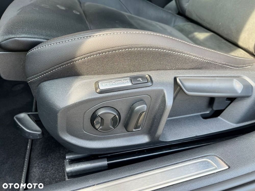 Volkswagen Arteon 2.0 TSI R-Line DSG - 12
