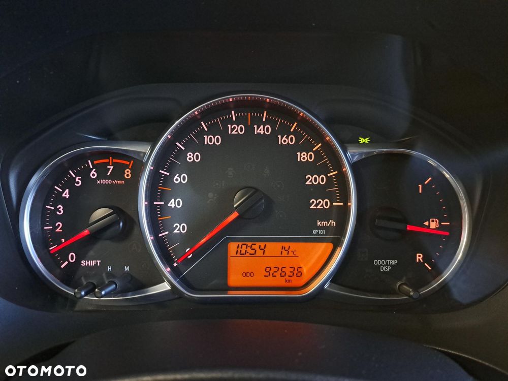 Toyota Yaris 1.33 Selection Platinum - 32