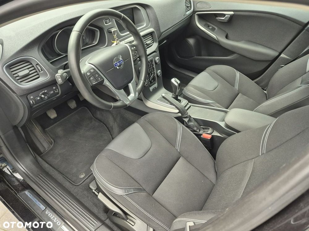 Volvo V40 - 9