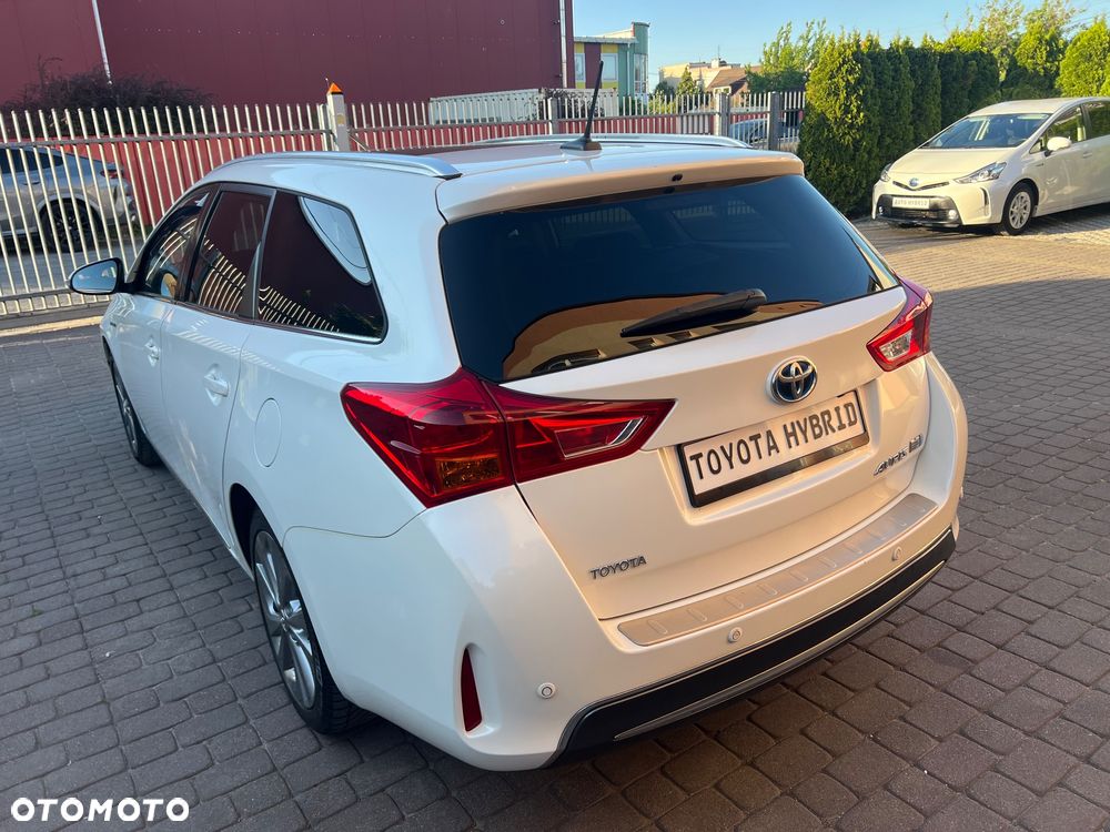 Toyota Auris 1.8 HSD Prestige NAVI - 10