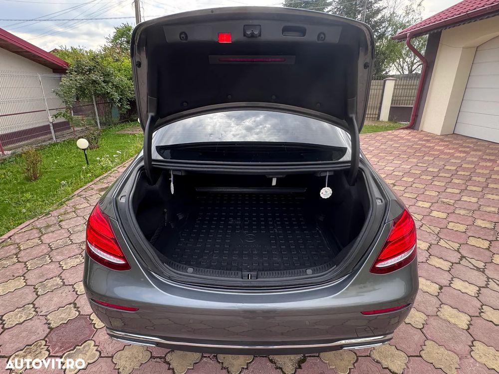 Mercedes-Benz E 220 d 9G-TRONIC Avantgarde - 11
