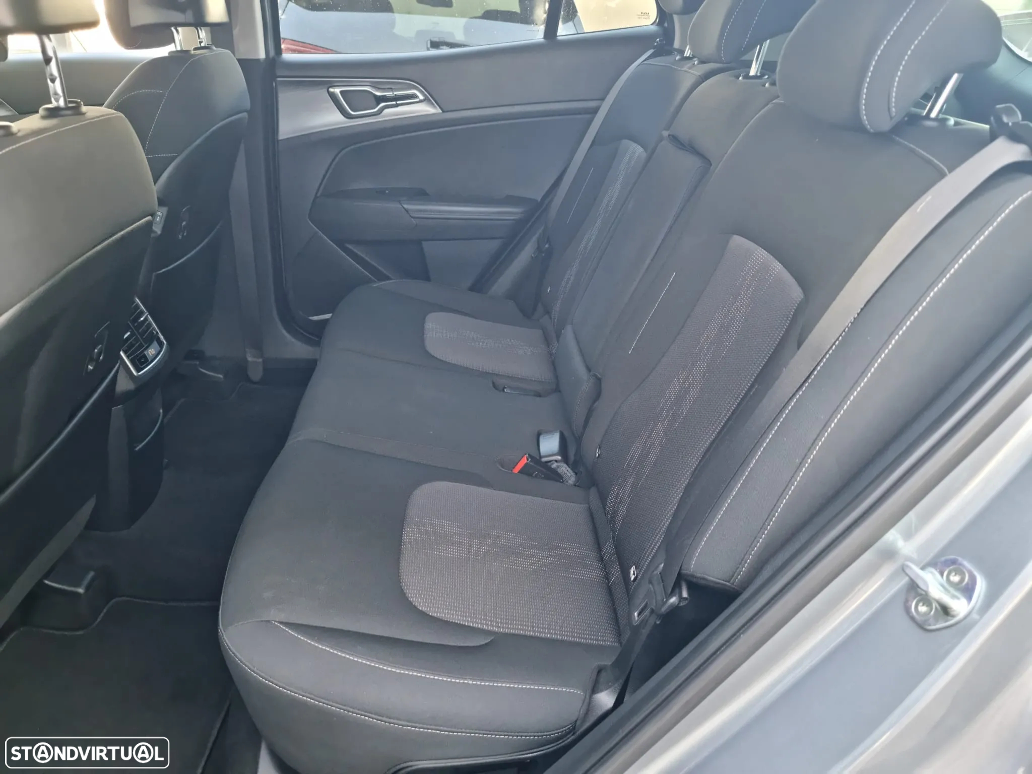 Kia Sportage 1.6 T-GDI Drive - 16