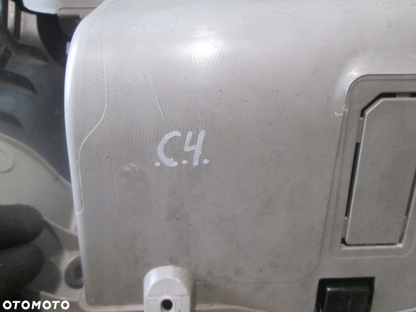 LODÓWKA SCHOWEK KONSOLI CITROEN C4 GRAND PICASSO I 06- 9654110677 - 3