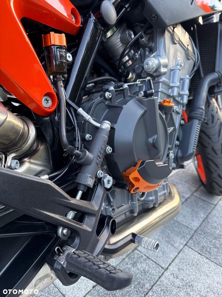 KTM Duke - 19