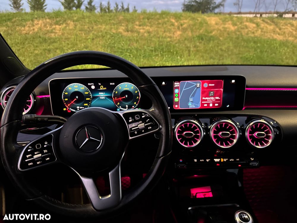 Mercedes-Benz A 180 Standard - 21
