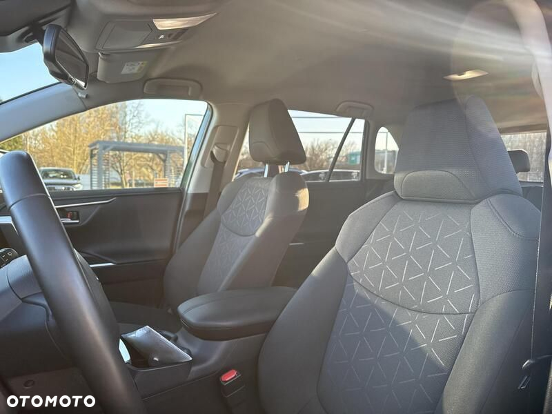 Toyota RAV4 - 15