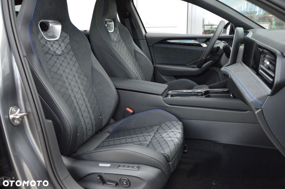 Volkswagen Passat Variant - 30