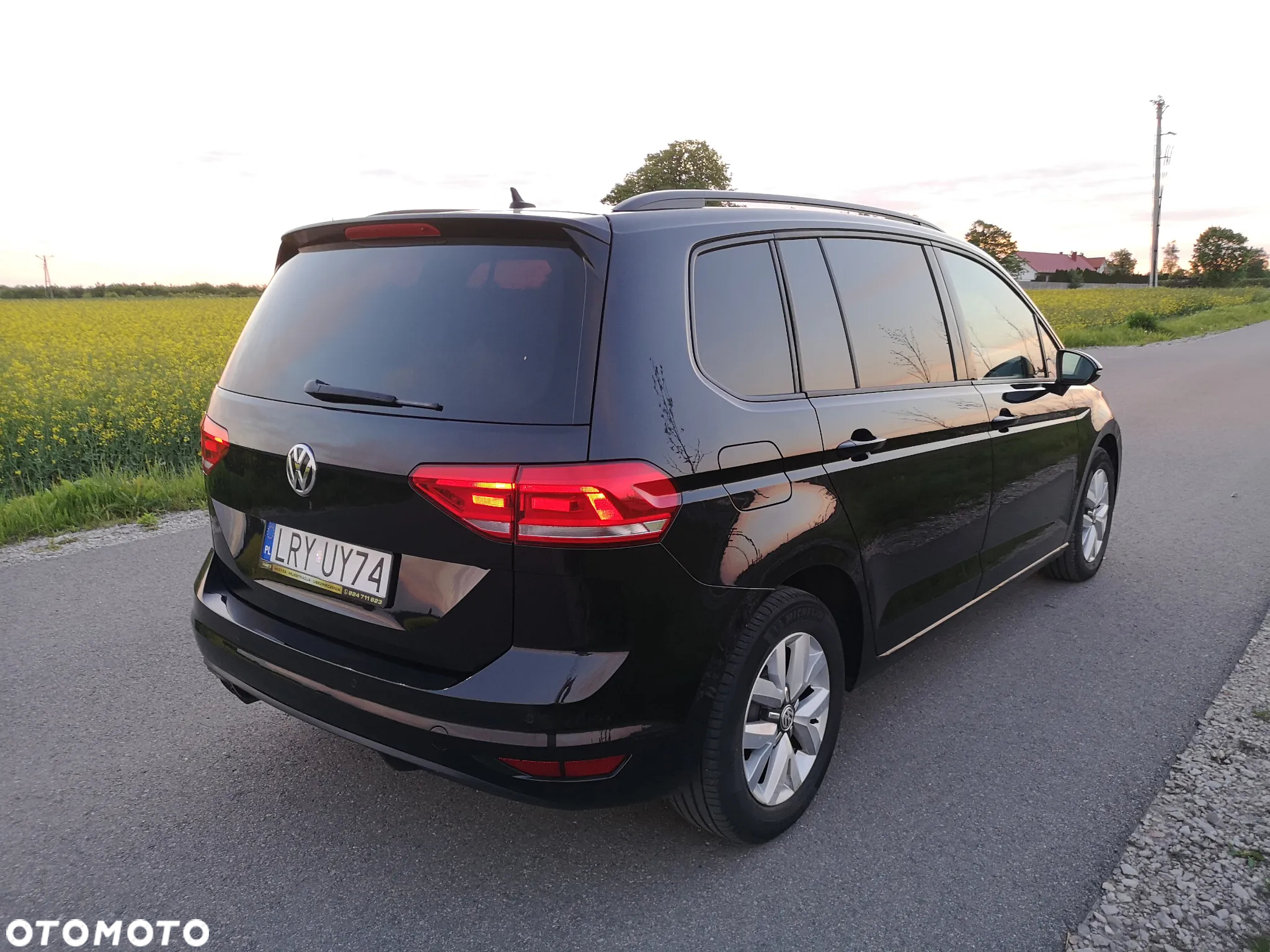Volkswagen Touran 2.0 TDI SCR DSG Comfortline - 37