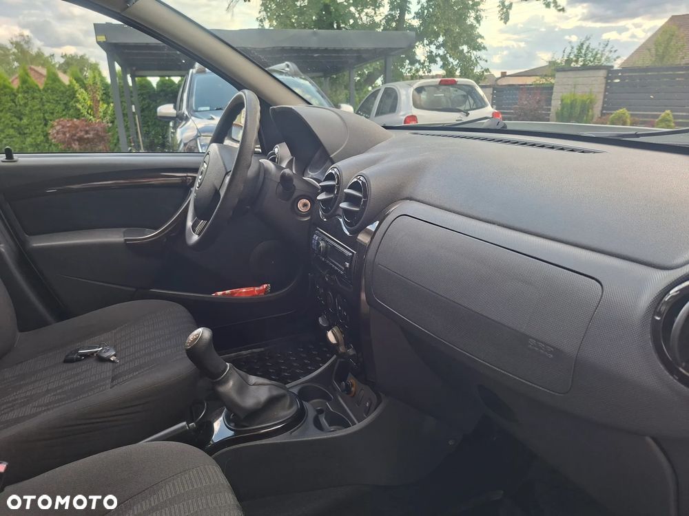 Dacia Duster 1.6 Laureate - 9