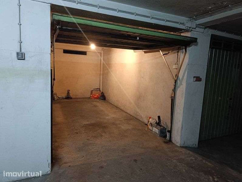 Apartamento T1  com garagem box - Grande imagem: 2/2