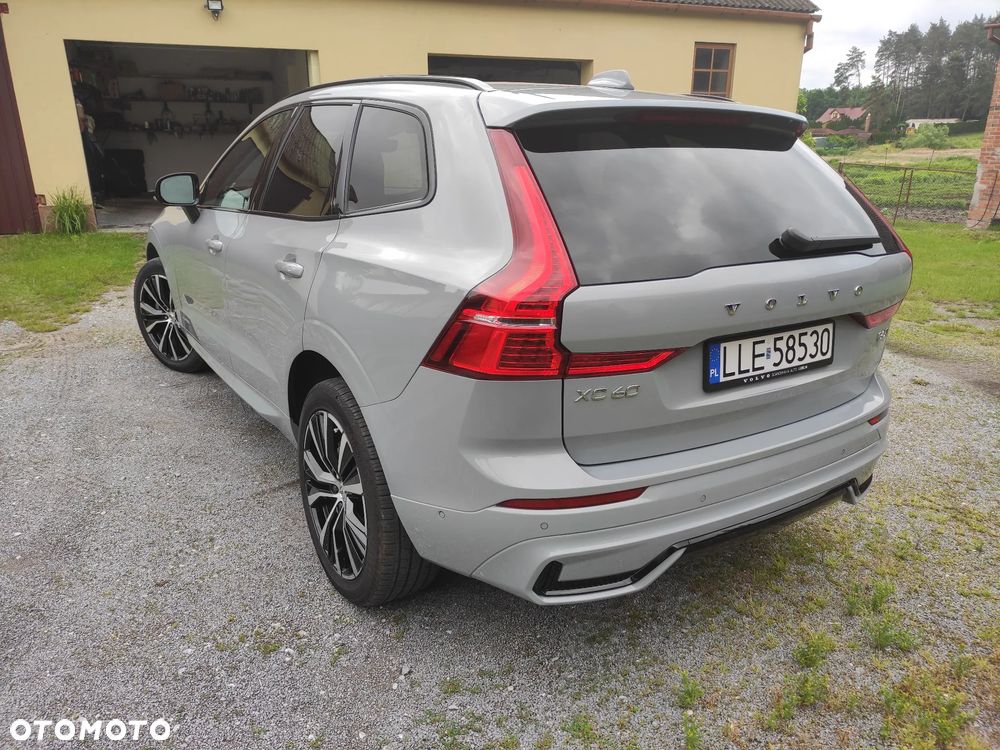 Volvo XC 60 B5 B AWD Plus Dark - 8