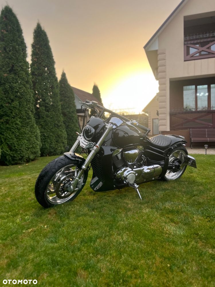 Suzuki Intruder - 5