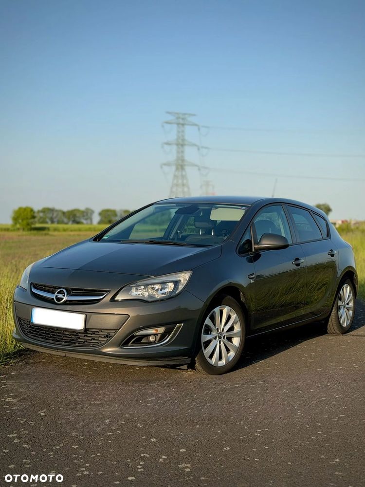 Opel Astra 1.4 Turbo - 1