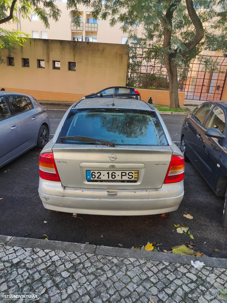 Opel Astra 1.2 Selection - 7