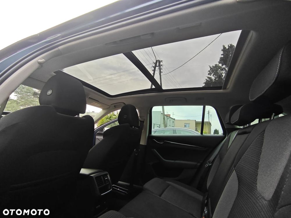 Skoda Octavia 2.0 TDI Style - 33