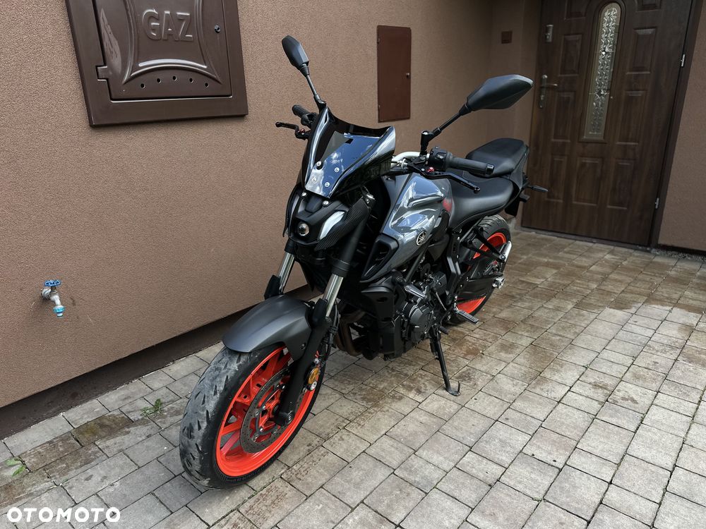 Yamaha MT - 18