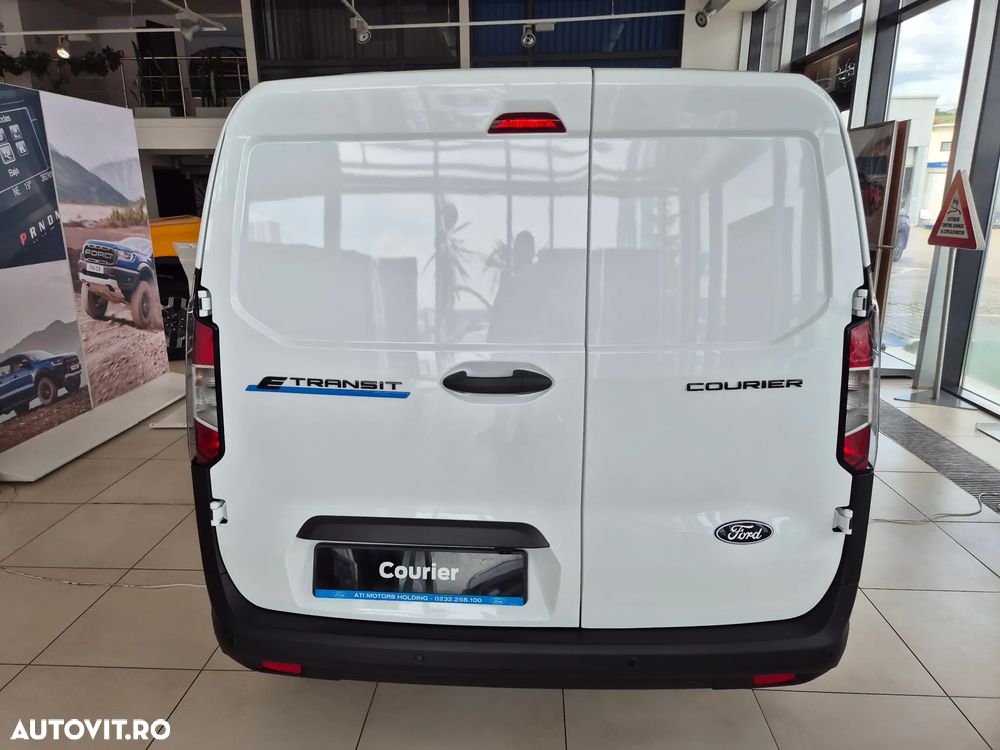 Ford Transit Courier Electric - 5