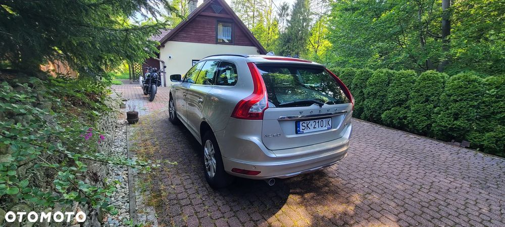 Volvo XC 60 D3 Momentum - 4