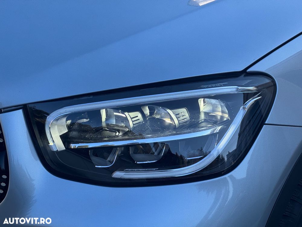 Mercedes-Benz GLC Coupe 300 de 4Matic 9G-TRONIC AMG Line Plus - 17