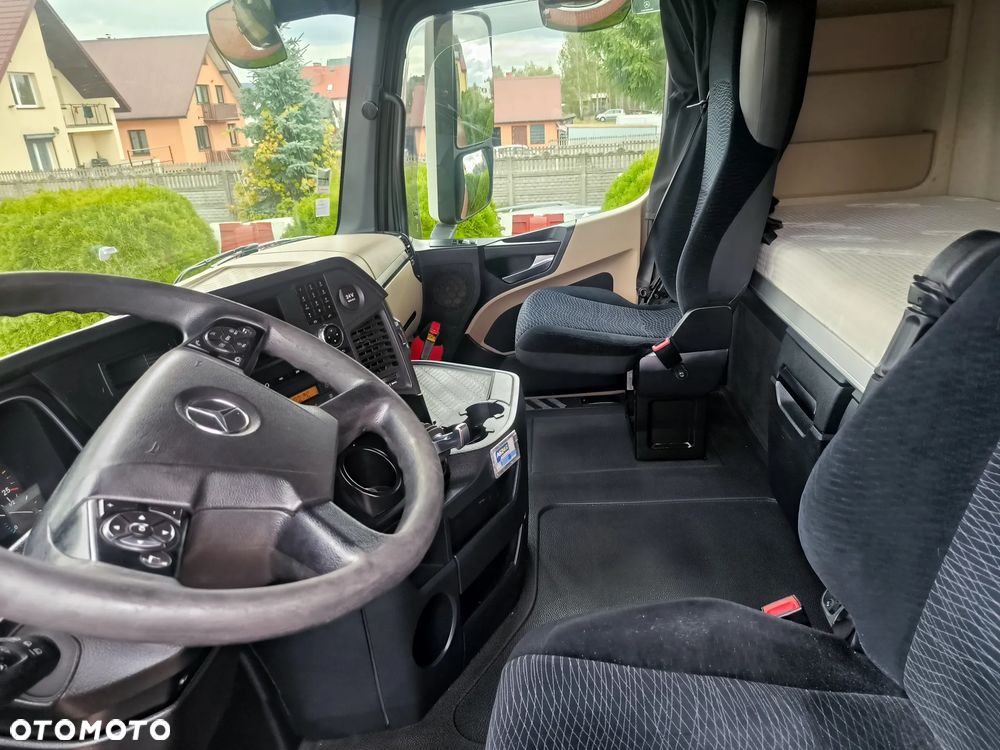 Mercedes-Benz Actros 2542 - 16