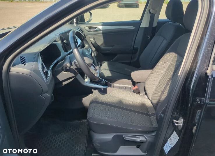Volkswagen T-Roc - 6