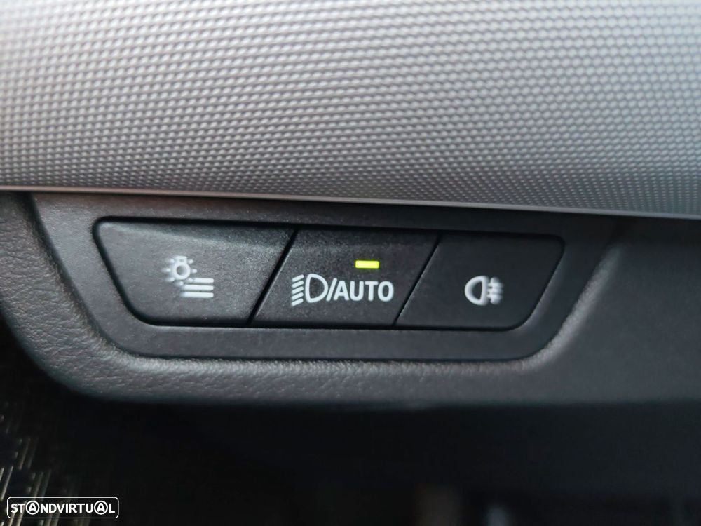 BMW 225xe Active Tourer e xDrive - 26