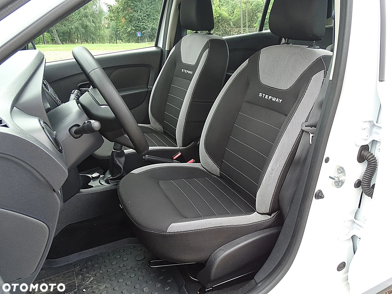Dacia Sandero Stepway SCe 75 Essential - 5