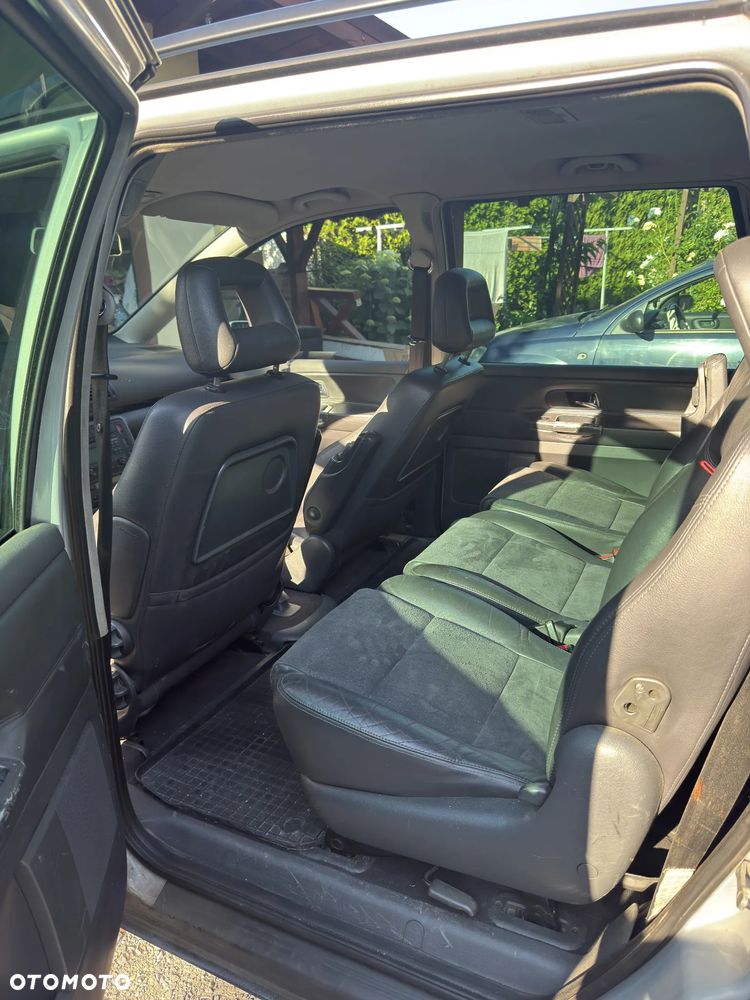 Volkswagen Sharan 1.9 TDI Comfortline Tiptr - 8