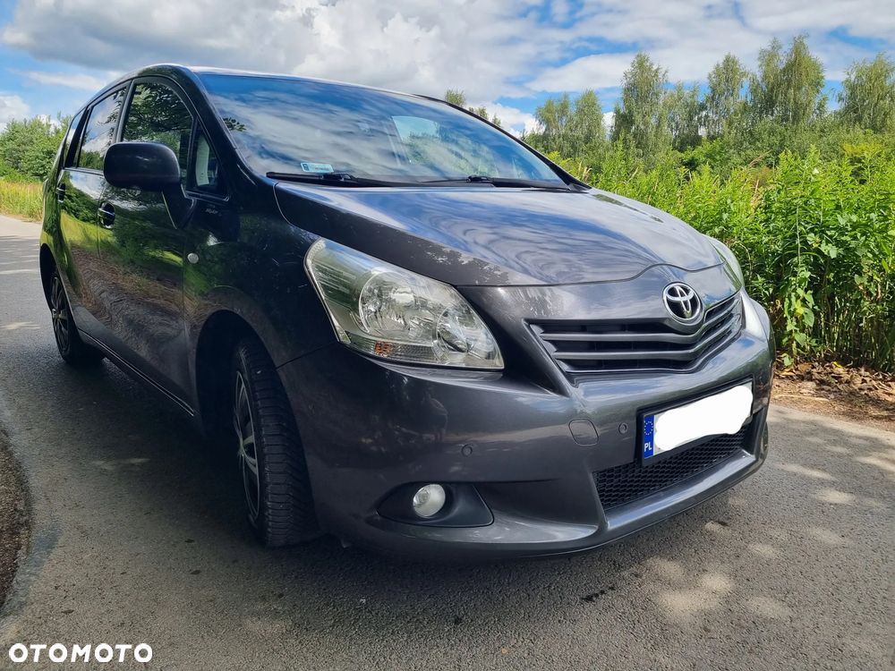 Toyota Verso 1.8 Edition - 11