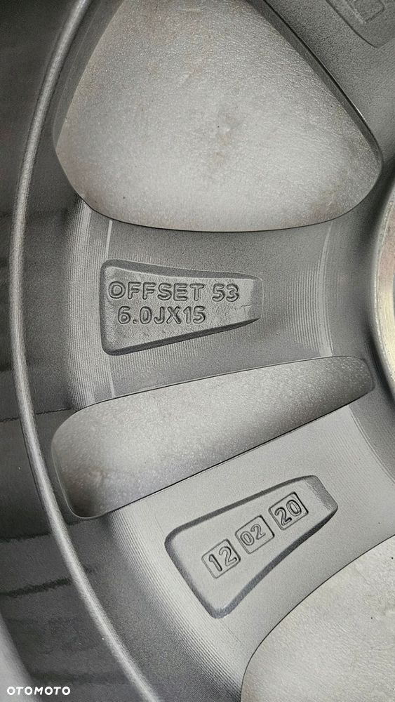 FELGA HYUNDAI i10 i20 GETZ 6x15 15 ET53 4X100 NOWA - 10