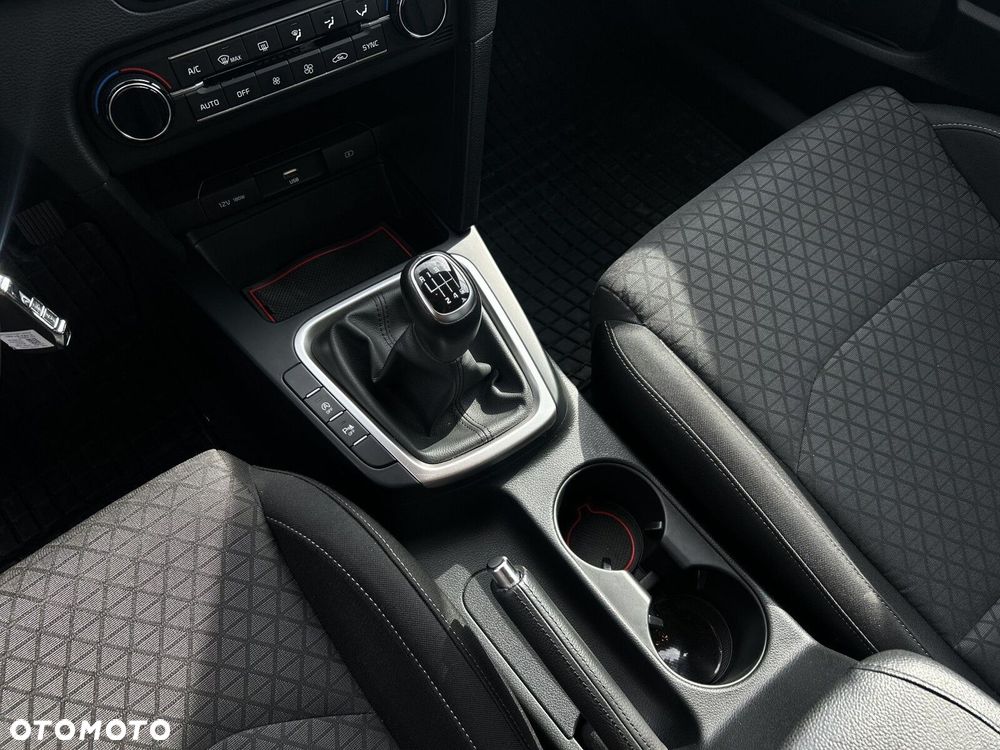 Kia Ceed 1.4 T-GDI M - 19