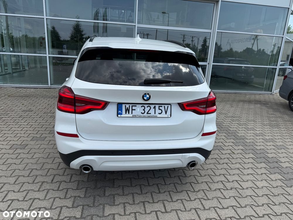 BMW X3 xDrive20d xLine - 13
