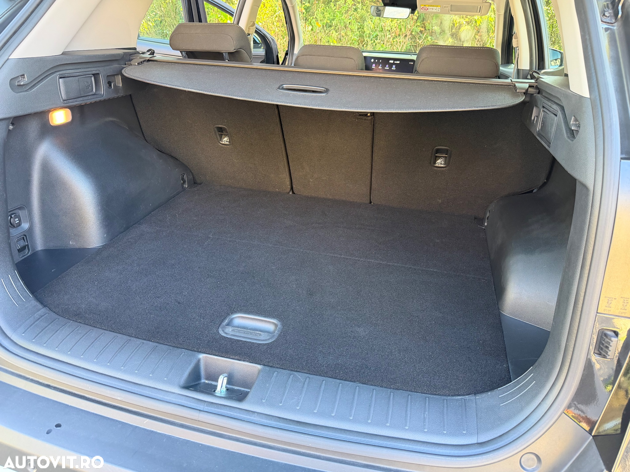 Kia Sportage 1.6 T-GDI PHEV 6AT 4x4 Style - 39