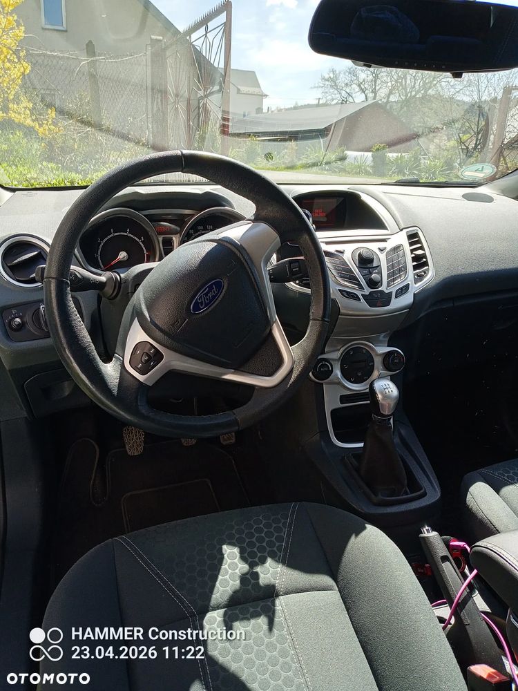 Ford Fiesta 1.25 Titanium - 12