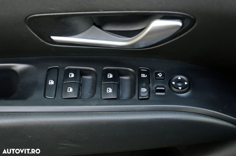 Hyundai Tucson 1.6 CRDi 48V-Hybrid 2WD DCT Select - 35