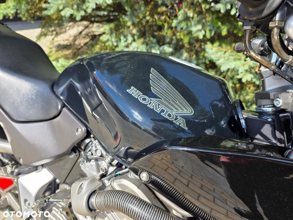 Honda Hornet - 20
