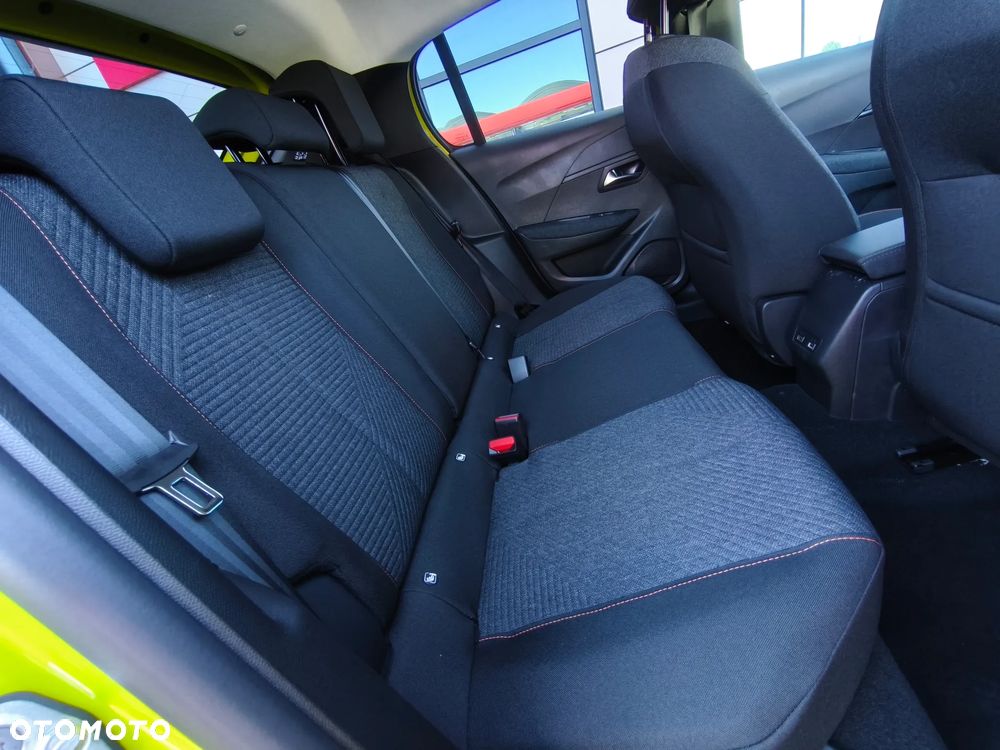 Peugeot 208 1.2 mHEV Business e-DCS6 - 19