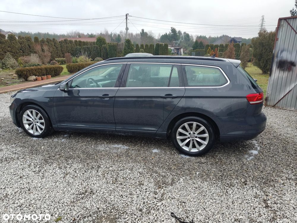 Volkswagen Passat - 21