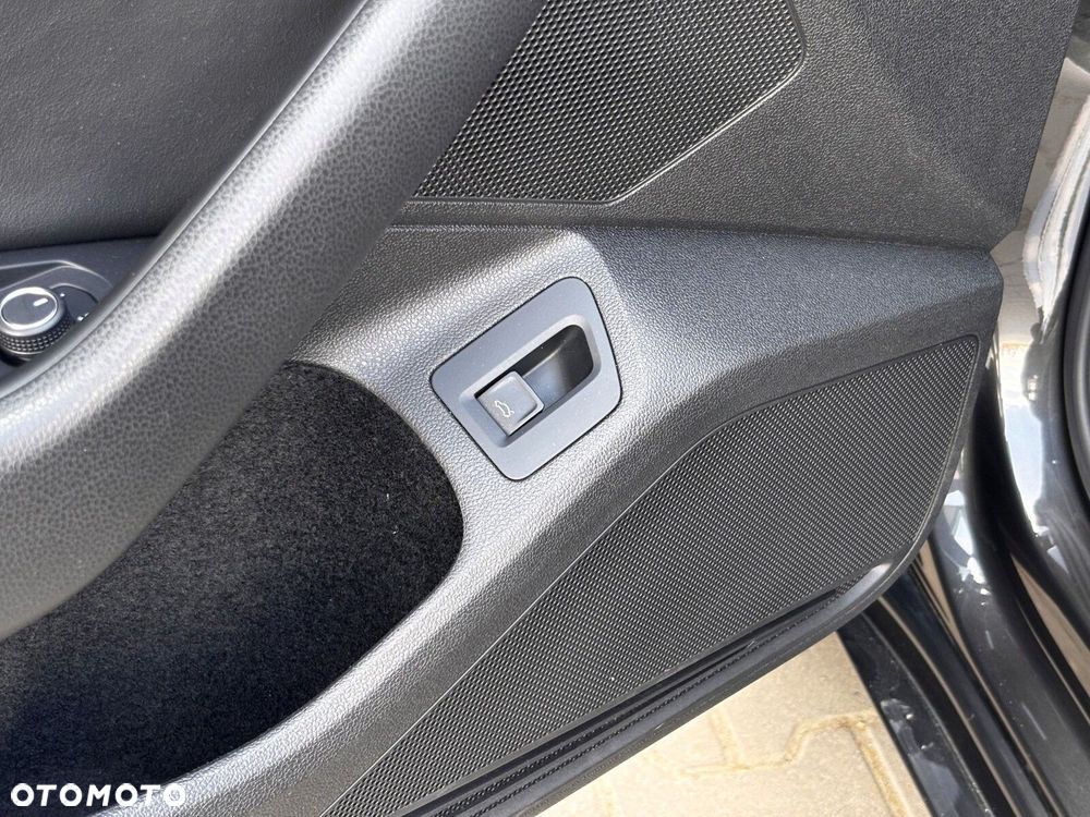 Volkswagen Arteon 2.0 TDI 4Motion R-Line DSG - 15