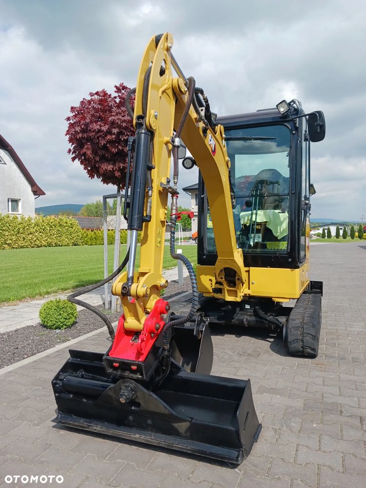 Caterpillar 301.8 - 16