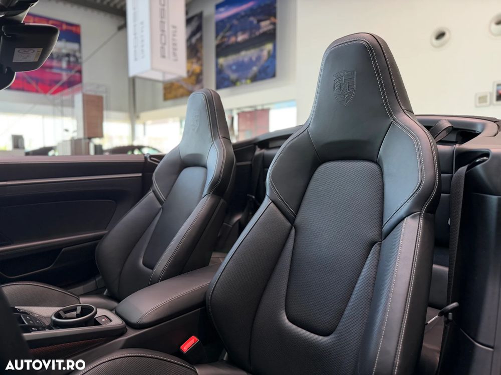 Porsche 911 Carrera PDK - 40