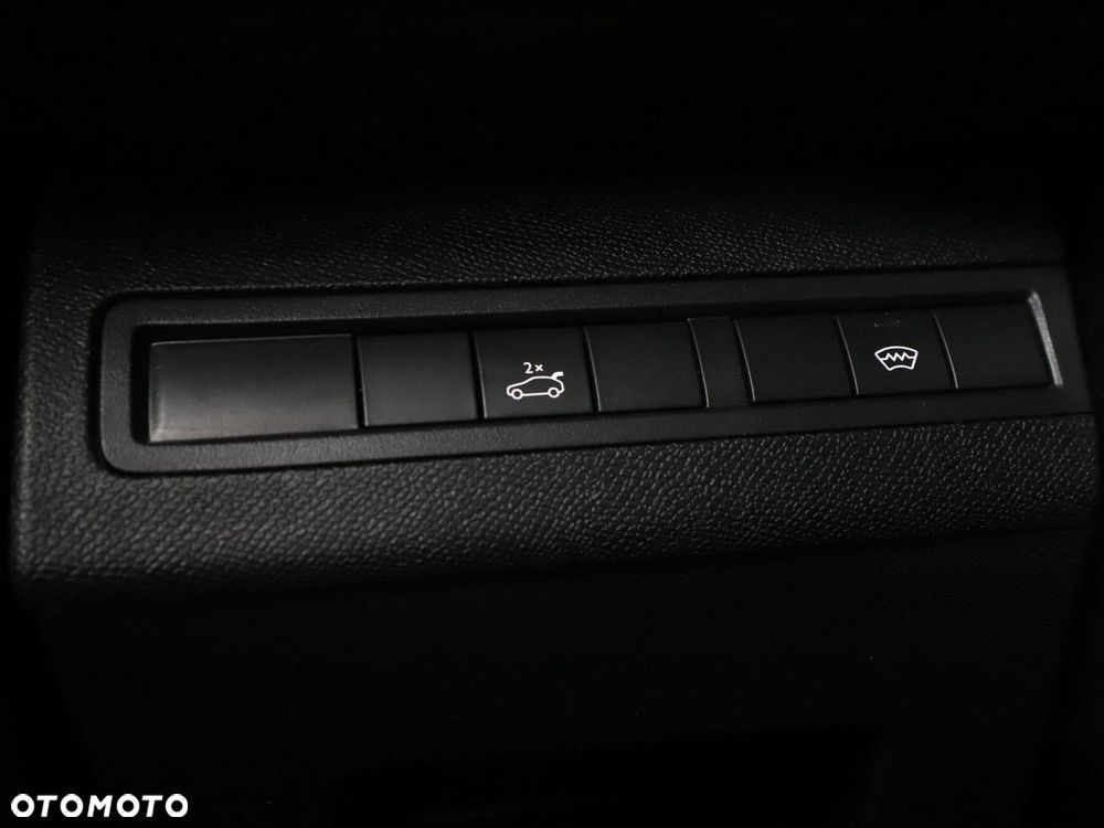 Peugeot 3008 2.0 BlueHDi GT S&S EAT8 - 38