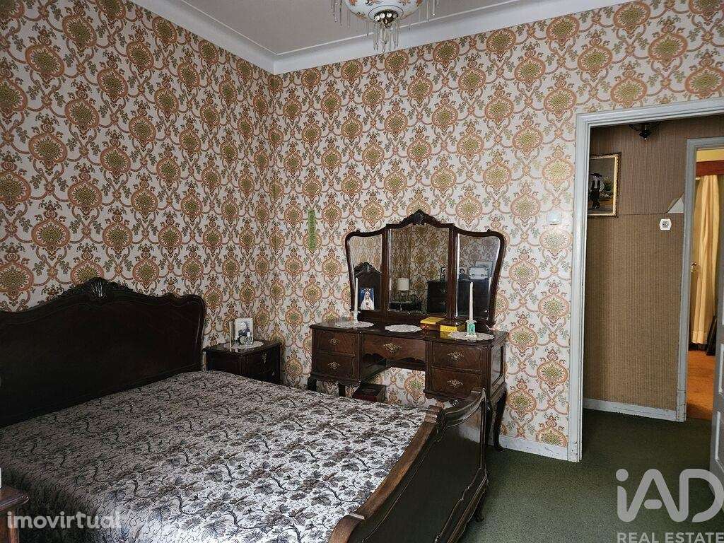 Prédio T5 em Caldas da Rainha - Nossa Senhora do Pópulo, Coto e São Gr - Grande imagem: 4/24